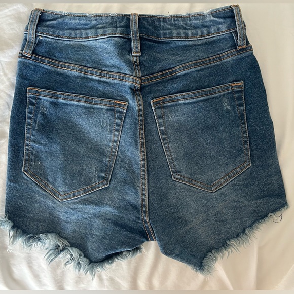 Free People CRVY Vintage Frayed Hem High-Rise Shorts- Size 25 - Picture 9 of 13